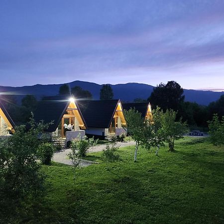Resort La Familia Bihać エクステリア 写真