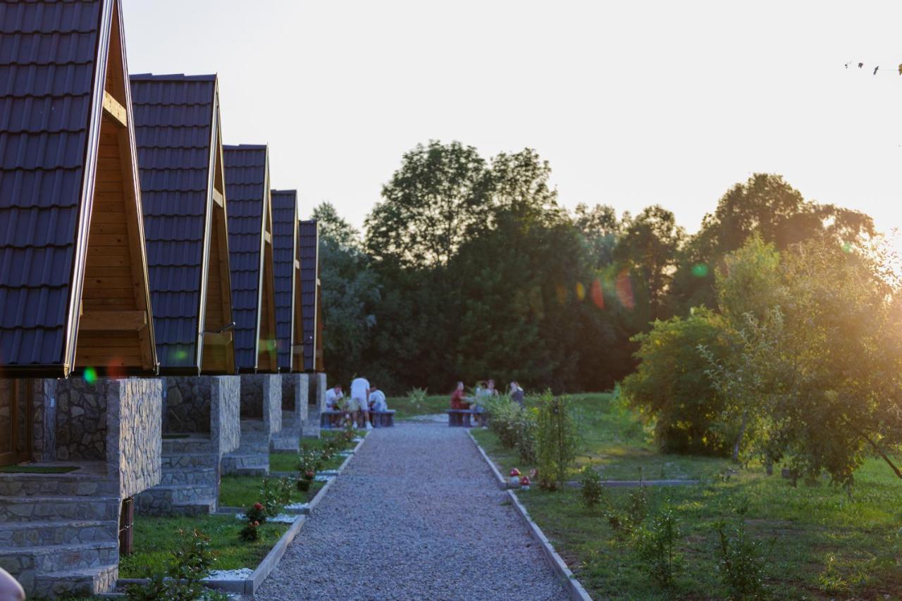 Resort La Familia Bihać エクステリア 写真